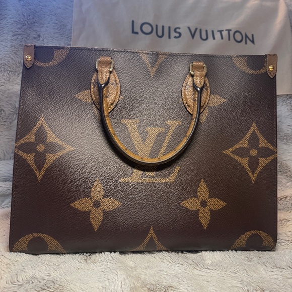 Louis Vuitton Handbags - Reverse monogram MM LV handbag